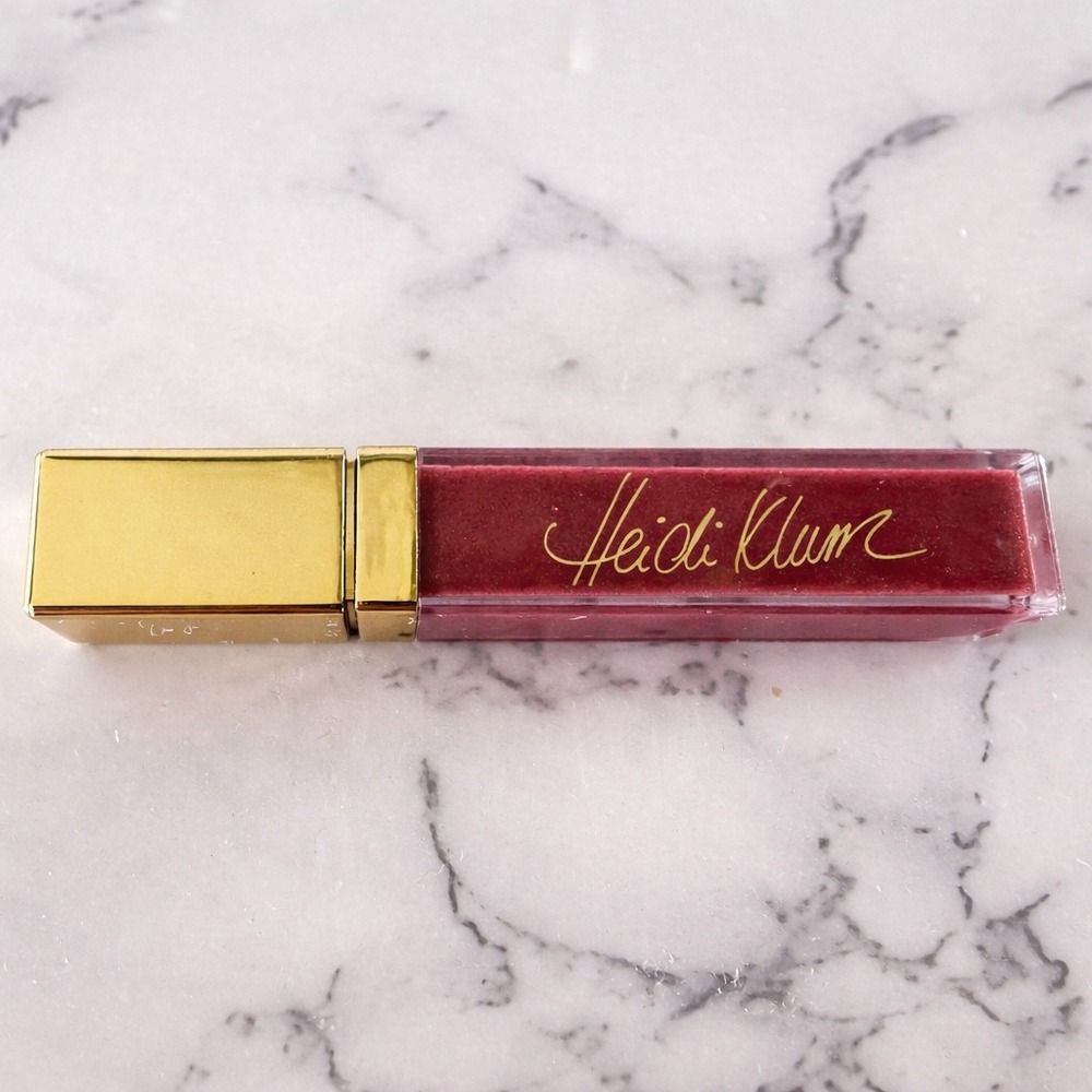 Victorias Secret Heidi Klum Passion Fruit Lip Gloss .27 oz Shimmer Berry Gold